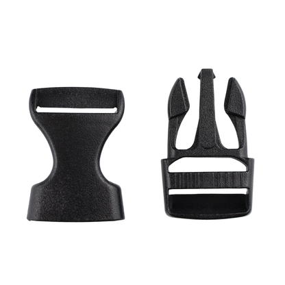 Plastiková pracka - 20x51 mm čierna 1 ks