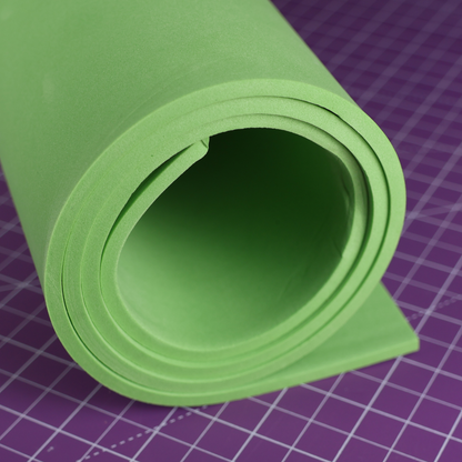EVA foam 65 kg/m3, 5 mm zelená - 100x50 cm